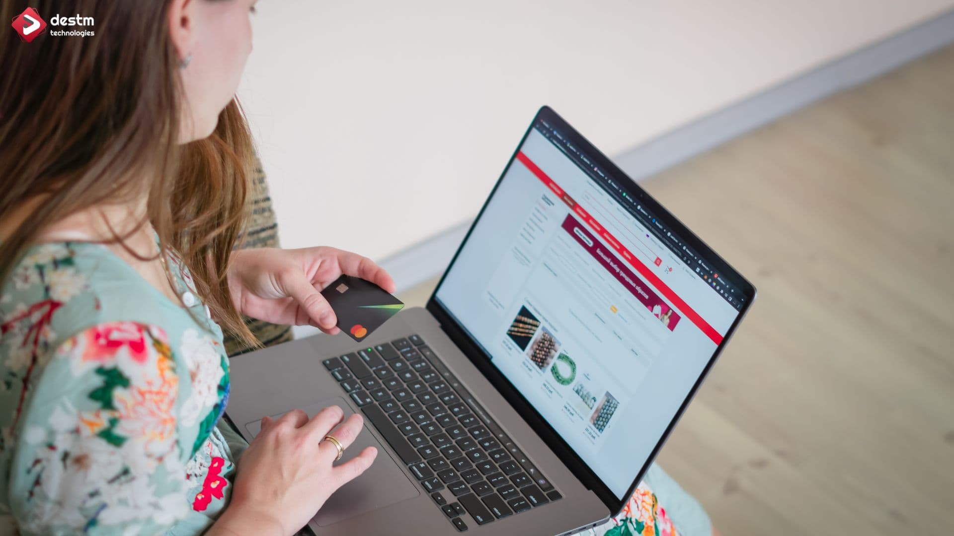 How to Improve the Checkout Process in E-commerce.jpg